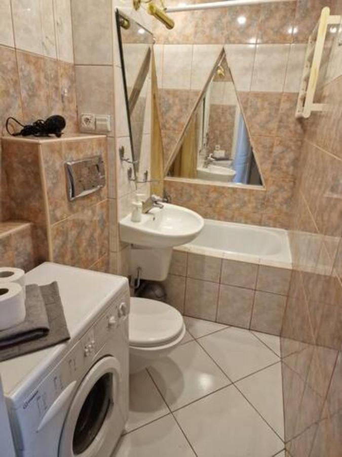 ורשה Nww Apartamenty Zgody I Chmielna מראה חיצוני תמונה